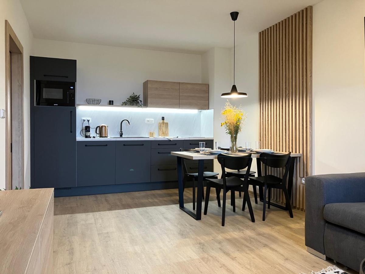 Apartman Nahore Vacov Exterior foto